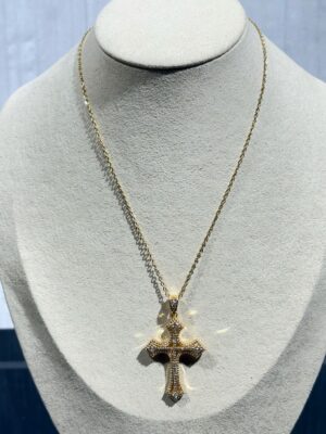 collana crocifisso