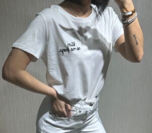 T-shirt kiss
