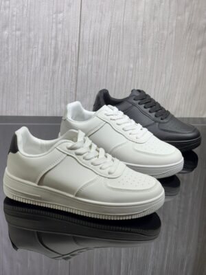 Sneakers basic